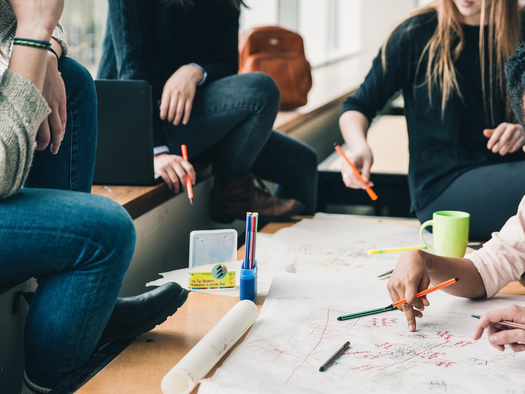 Go to Clubs & Society